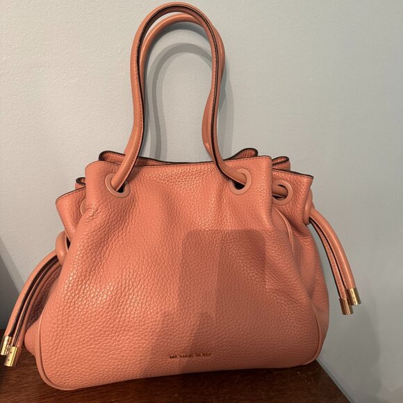 Michael Kors Dalia Large Shoulder bag in Fawn Pink - Picture 1 of 10